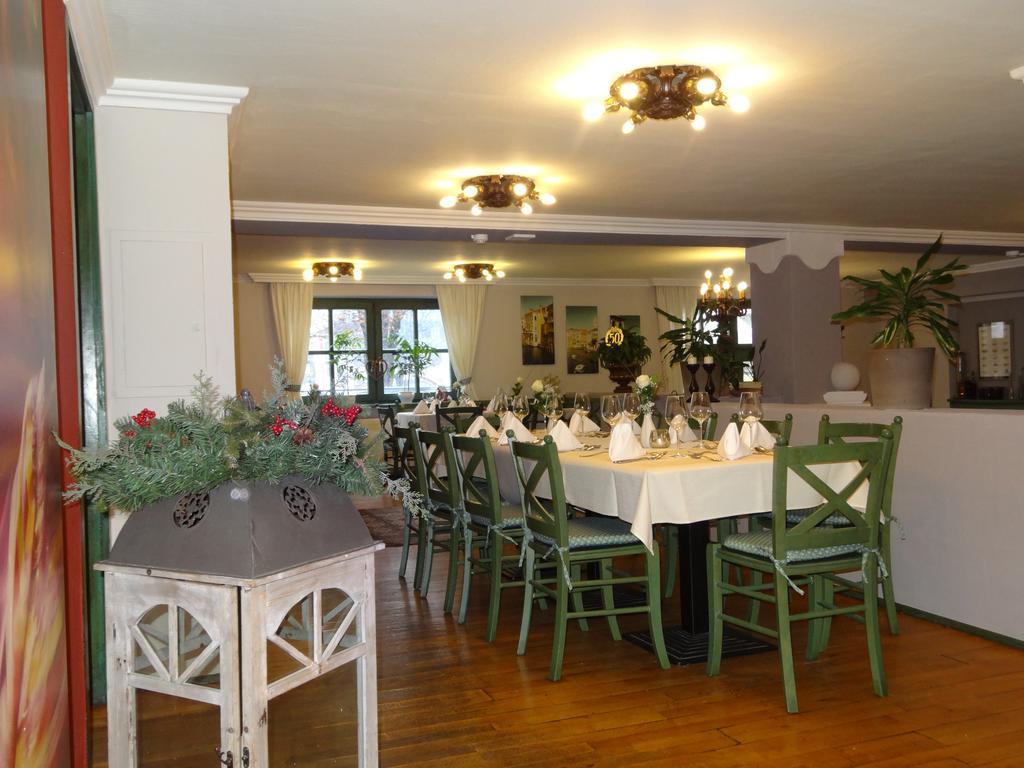Hotel Unterbrunn Apartments & Gaestehaus นอยเคียร์เชน อัม โกรสเวเนดิเกอร์ ภายนอก รูปภาพ