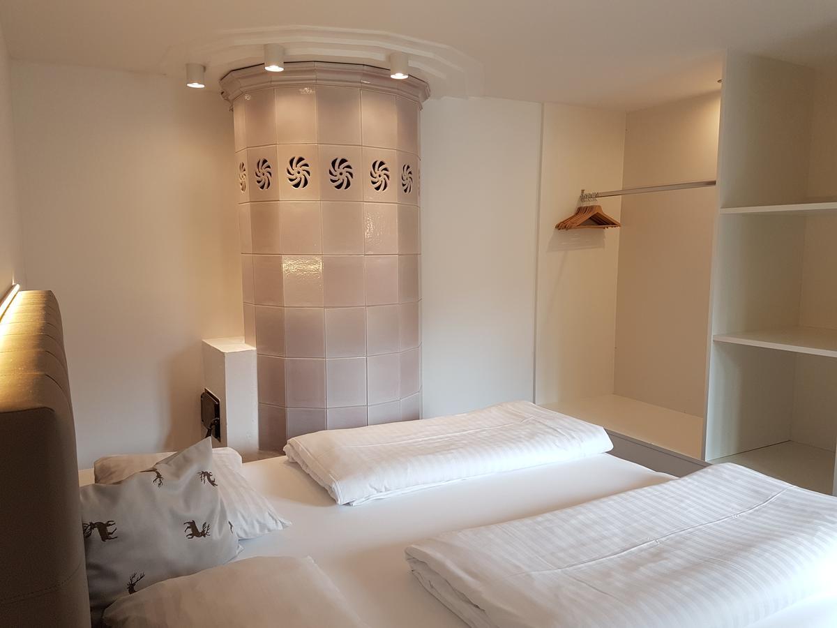 Hotel Unterbrunn Apartments & Gaestehaus นอยเคียร์เชน อัม โกรสเวเนดิเกอร์ ภายนอก รูปภาพ