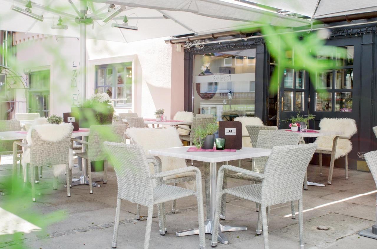 Hotel Unterbrunn Apartments & Gaestehaus นอยเคียร์เชน อัม โกรสเวเนดิเกอร์ ภายนอก รูปภาพ